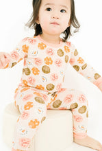 Pink Ornaments Bamboo Set