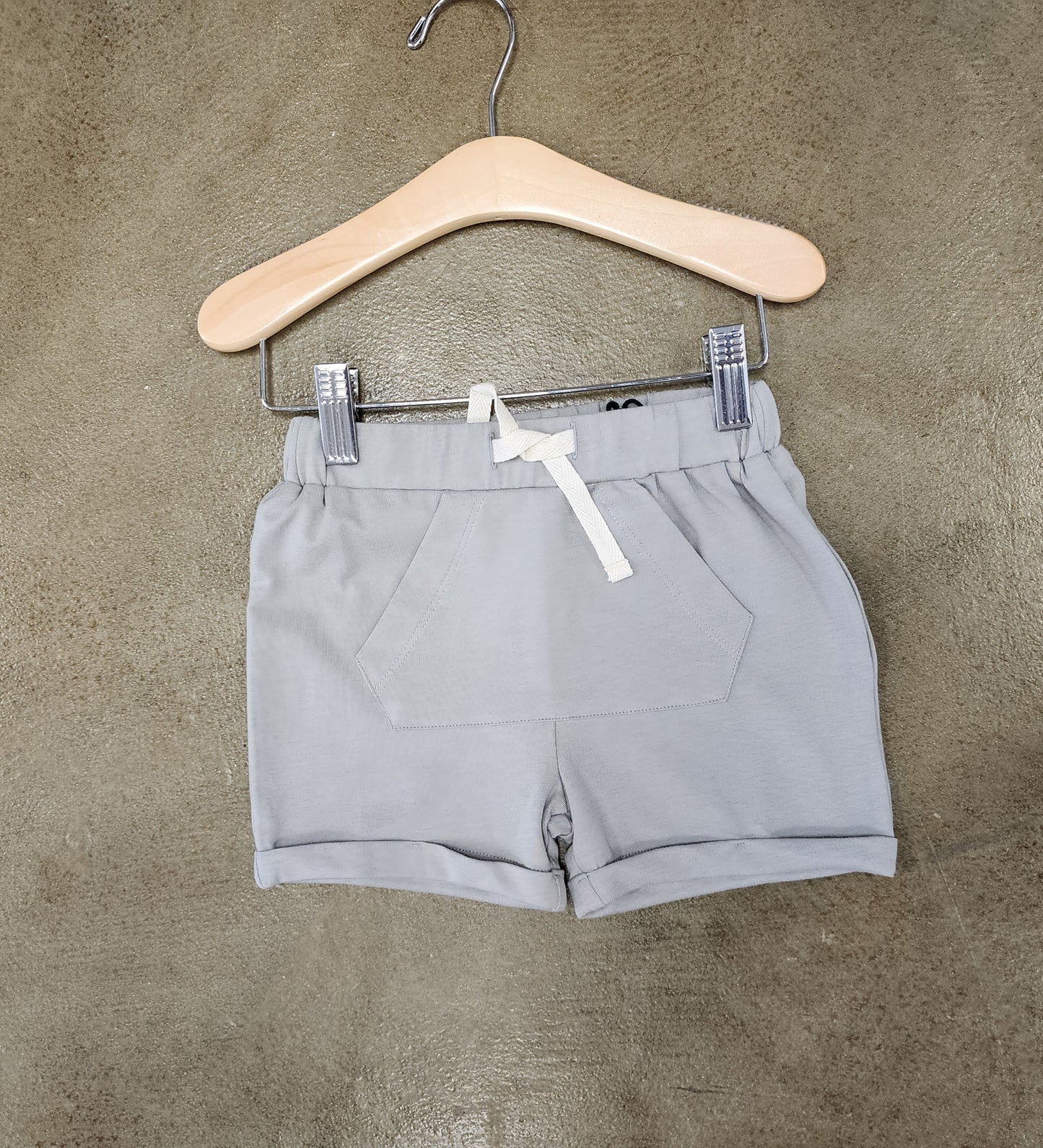 Kangaroo Shorts in Grey